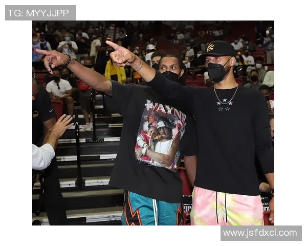 球员时尚穿搭解析